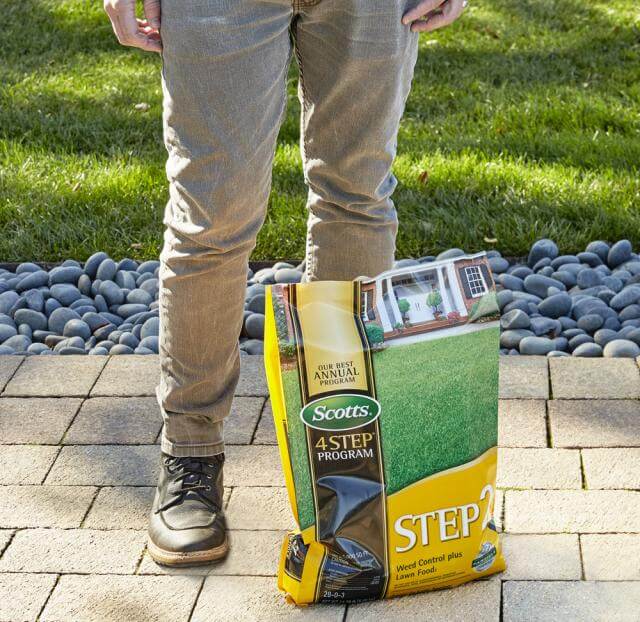 Scotts® STEP® 2 – Weed Control Plus Lawn Food 2 Online