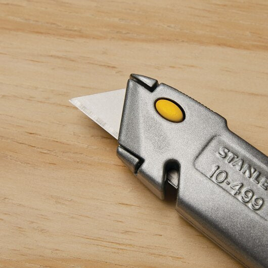 Stanley Black & Decker 6-3/8 in Quick Change Retractable Utility Knife Sale