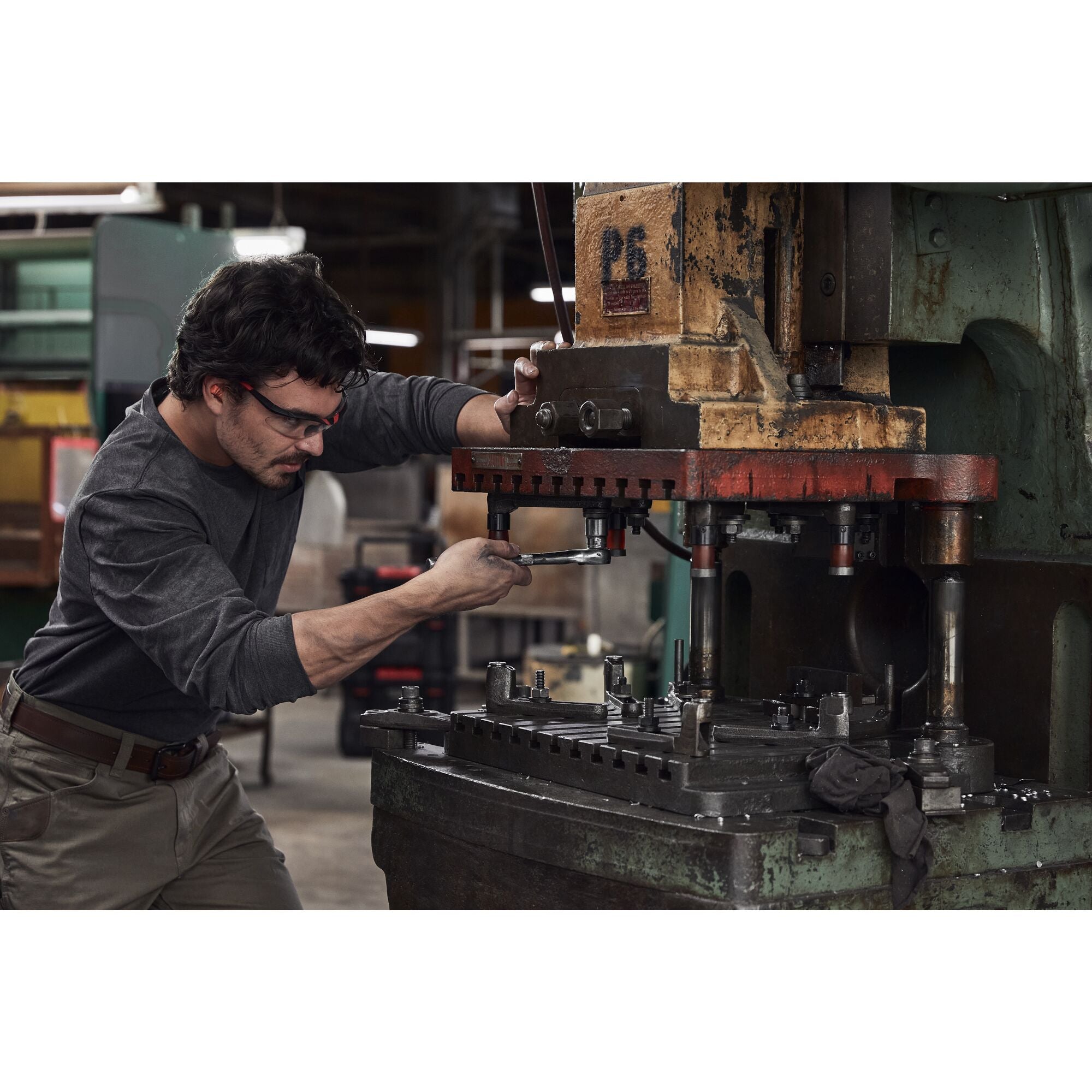 V-Series™ 1/2 in Drive Ratchet Online Sale