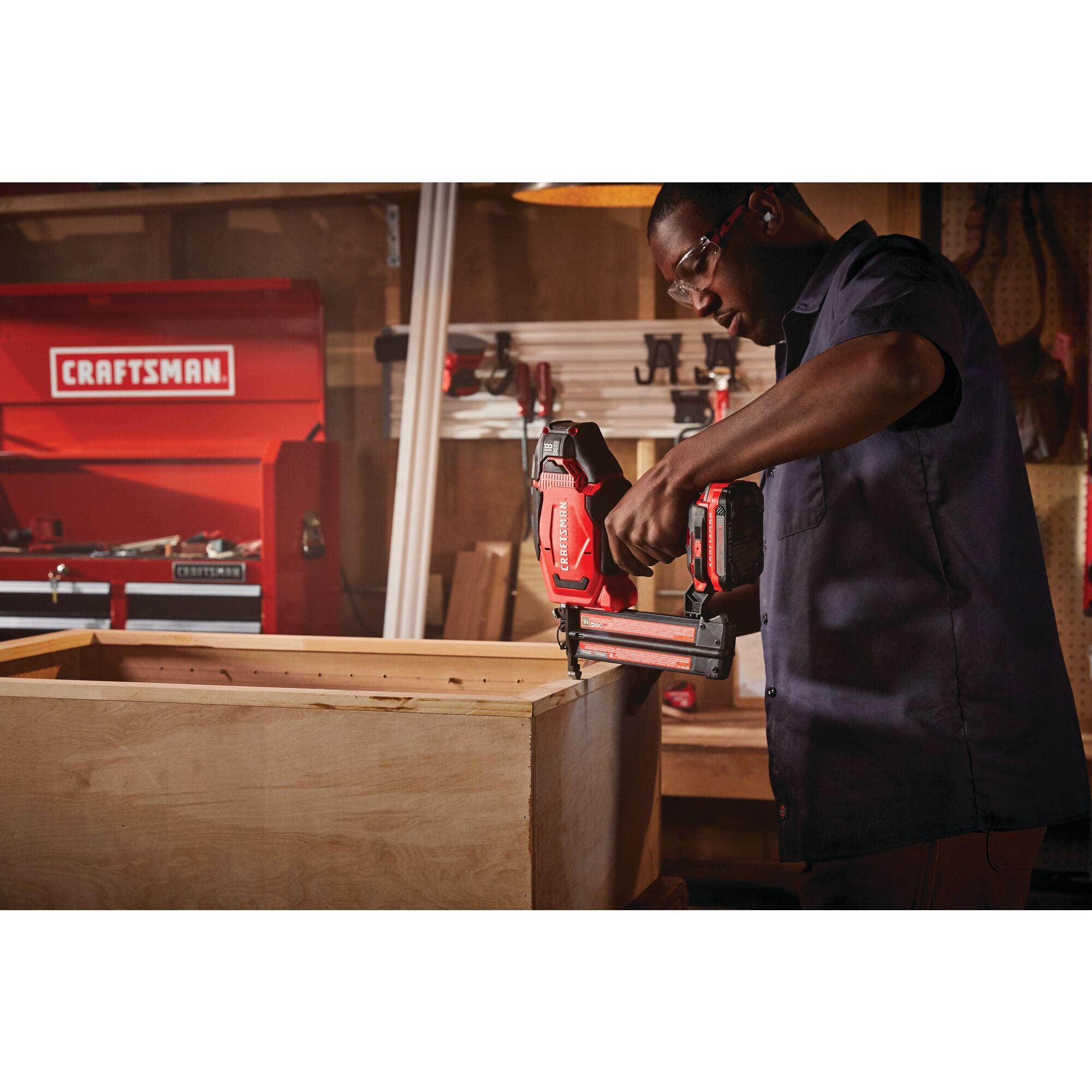 V20* Cordless Brad Nailer (Tool Only) Supply
