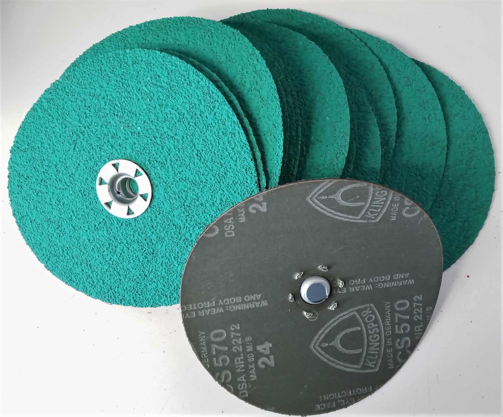 Dewalt DARC5K0215 Stainless Cool Cut Fiber Discs 7″ 24grit 15-pack Supply