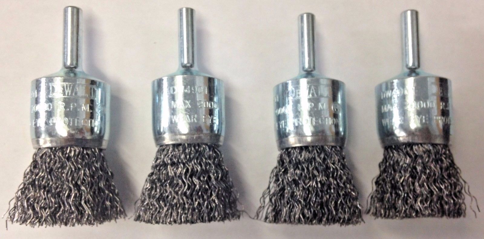 Dewalt DW4901B 1″ x 1/4″ HP Metal/Stainless Shaft Carbon Crimp End Brush (4PCS) Discount